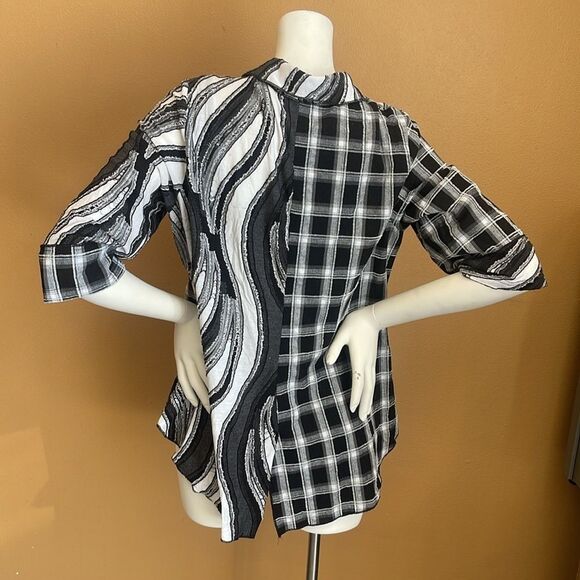 Kamana Black and White Single Pocket Tunic size removed see measurements - Picture 4 of 13
